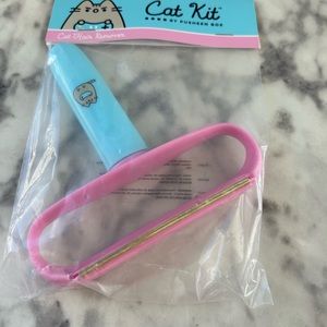 Pusheen Cat box cat hair remover